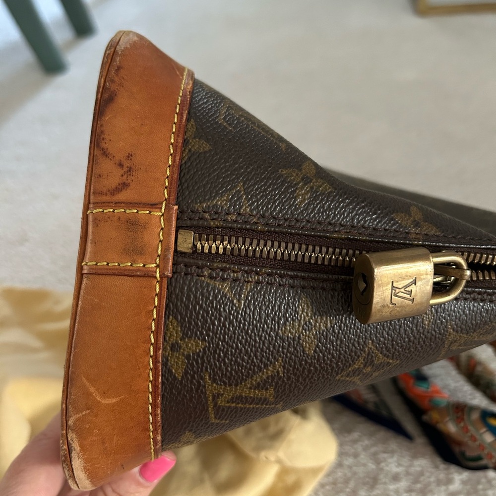 Louis Vuitton Monogram Canvas Alma with purse twilly’s - Picture 11 of 12